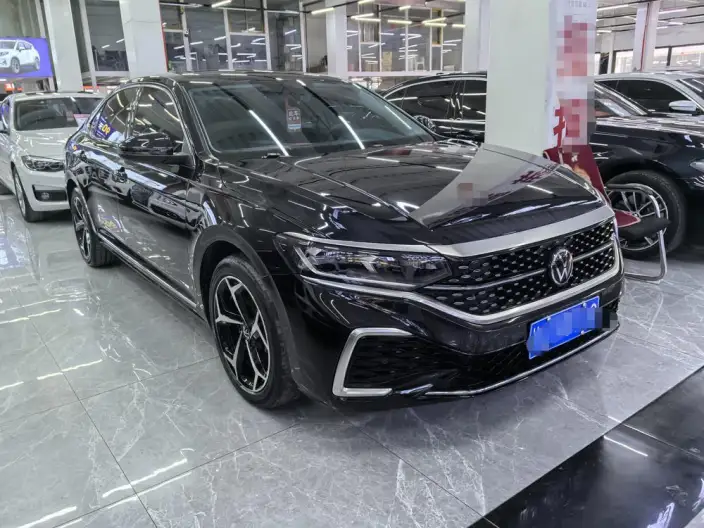 Volkswagen Passat 2023 Model 330TSI Starry sky Elite Edition – фото 3