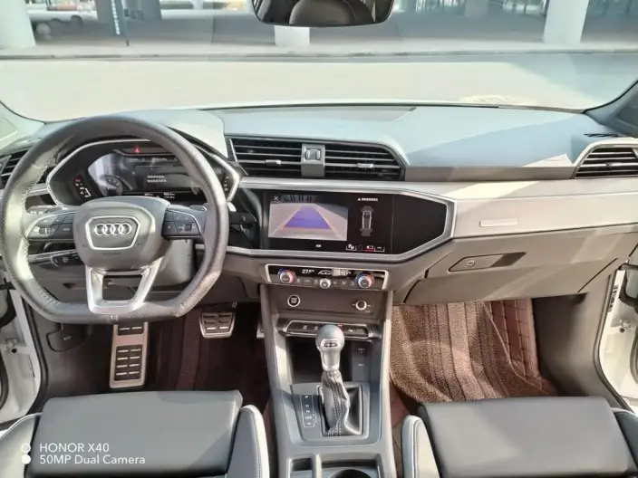 AUDI Q3 2025 Model quattro 45th Anniversary Collector Edition Edition 35 TFSI Fashion Dynamic Model – фото 7
