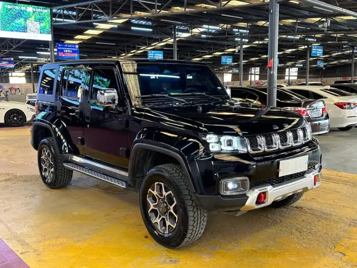 BAIC BJ40 2023 Model 2.3T Automatic 4WD Blade Hero Edition Supreme Model – фото 3