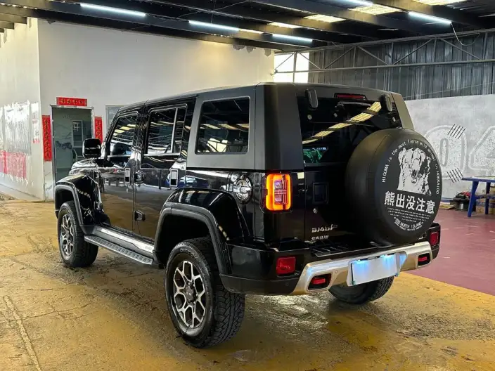 BAIC BJ40 2023 Model 2.3T Automatic 4WD Blade Hero Edition Supreme Model – фото 4