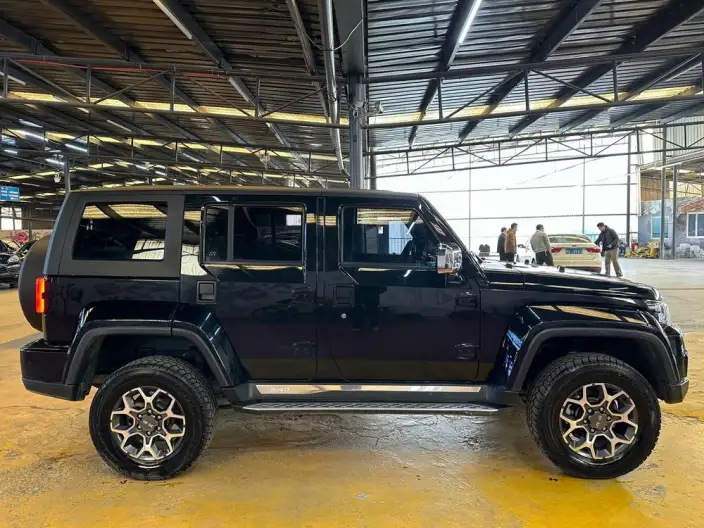 BAIC BJ40 2023 Model 2.3T Automatic 4WD Blade Hero Edition Supreme Model – фото 7