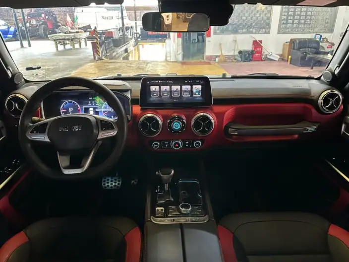 BAIC BJ40 2023 Model 2.3T Automatic 4WD Blade Hero Edition Supreme Model – фото 14