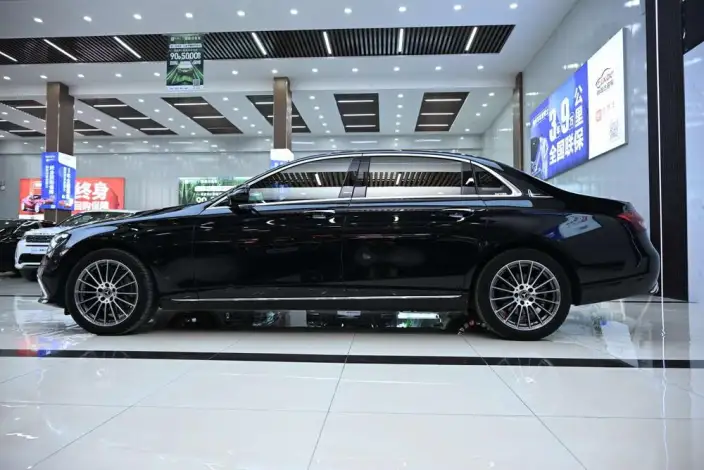 Mercedes-Benz E-Class 2023 Model E 260 L sedan – фото 4