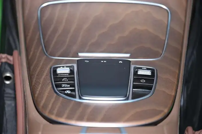 Mercedes-Benz E-Class 2023 Model E 260 L sedan – фото 11
