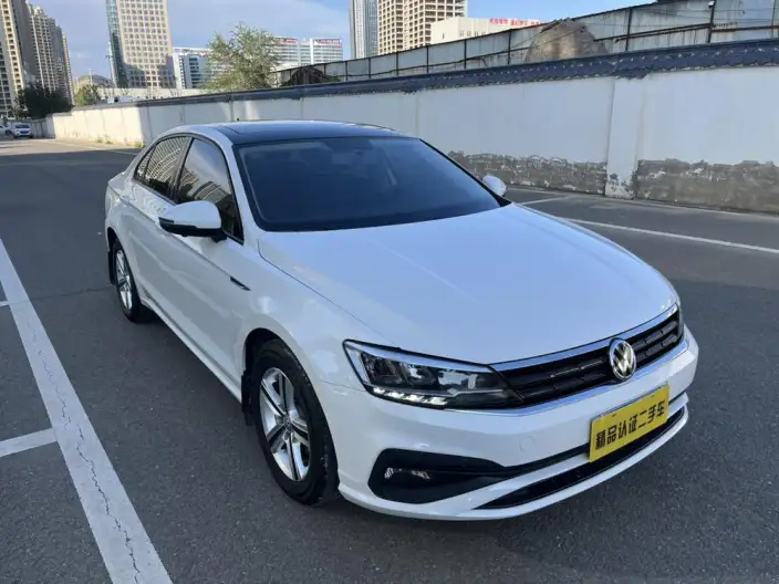 Volkswagen Lamando 2021 Model 230TSI DSG Fashion edition – фото 3