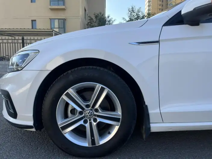 Volkswagen Lamando 2021 Model 230TSI DSG Fashion edition – фото 10