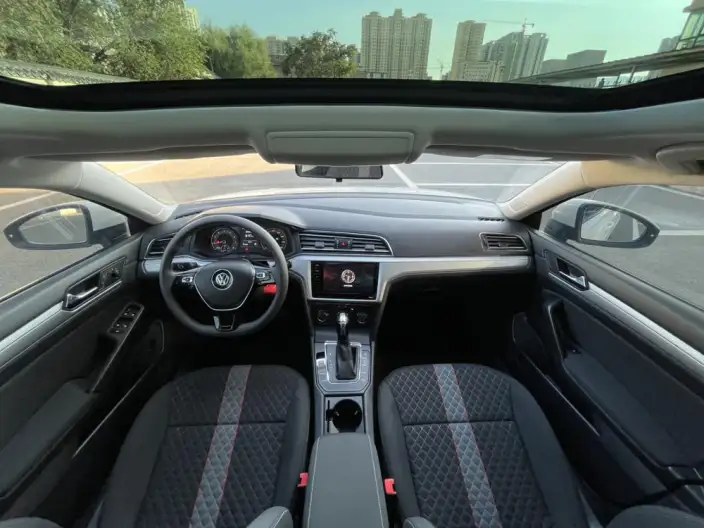 Volkswagen Lamando 2021 Model 230TSI DSG Fashion edition – фото 11