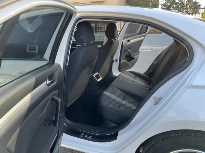 Volkswagen Lamando 2021 Model 230TSI DSG Fashion edition – фото 15