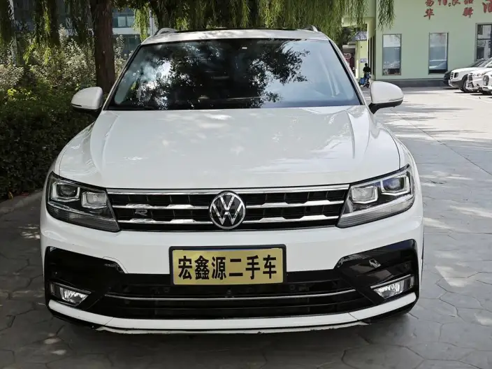 Volkswagen Tiguan L 2021 Model 330TSI Automatic 2WD R-Line Enjoy the version more – фото 2