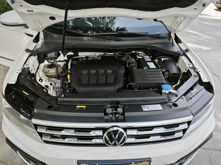 Volkswagen Tiguan L 2021 Model 330TSI Automatic 2WD R-Line Enjoy the version more – фото 5