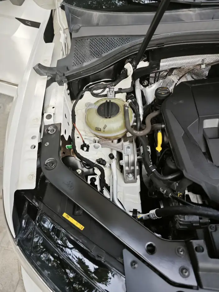 Volkswagen Tiguan L 2021 Model 330TSI Automatic 2WD R-Line Enjoy the version more – фото 9