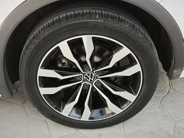 Volkswagen Tiguan L 2021 Model 330TSI Automatic 2WD R-Line Enjoy the version more – фото 10