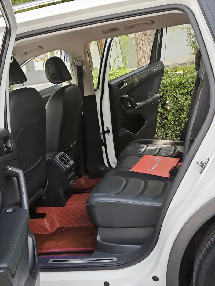 Volkswagen Tiguan L 2021 Model 330TSI Automatic 2WD R-Line Enjoy the version more – фото 23
