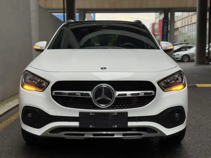 Mercedes-Benz GLA 2022 Model GLA 180 – фото 2