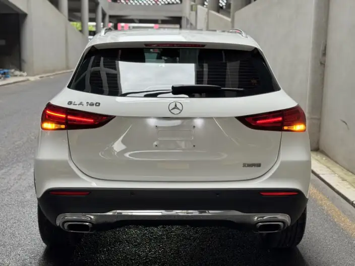 Mercedes-Benz GLA 2022 Model GLA 180 – фото 5