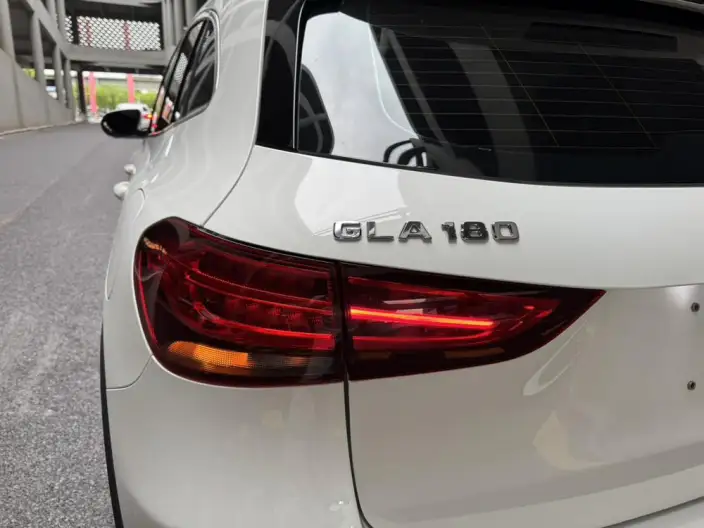 Mercedes-Benz GLA 2022 Model GLA 180 – фото 10