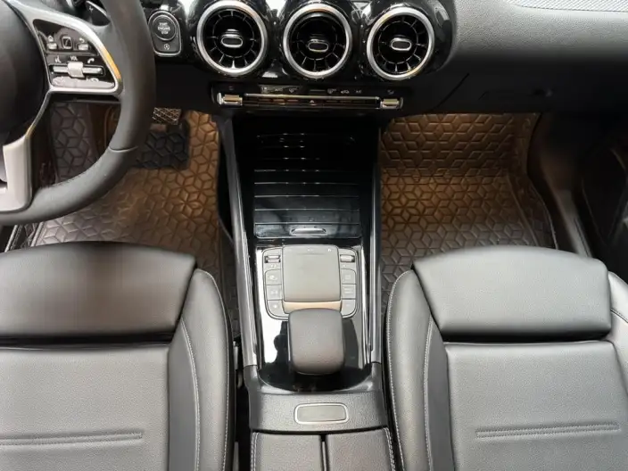 Mercedes-Benz GLA 2022 Model GLA 180 – фото 13