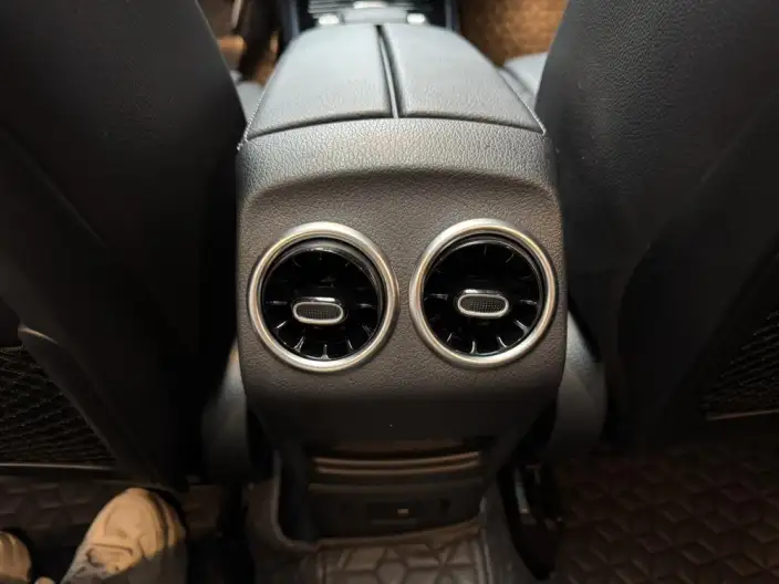 Mercedes-Benz GLA 2022 Model GLA 180 – фото 17