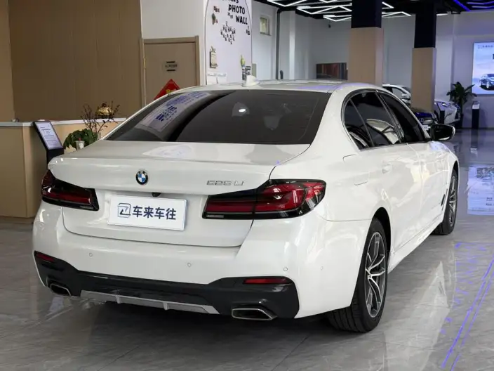 BMW 5 Series 2022 Model Facelift 525Li M Sports Set