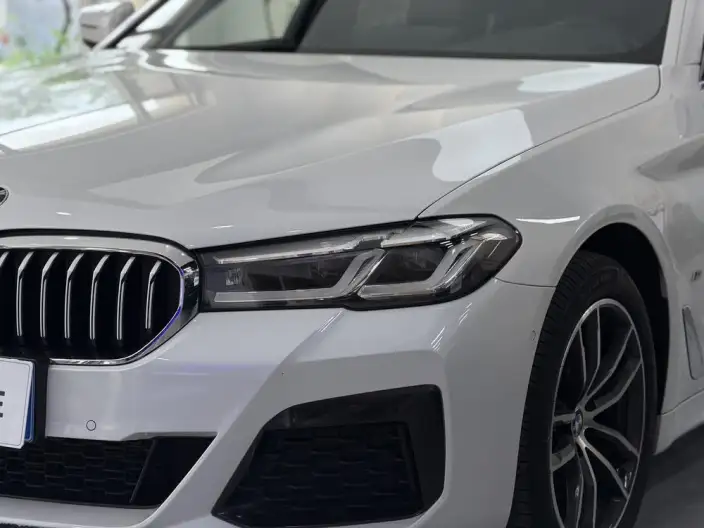 BMW 5 Series 2022 Model Facelift 525Li M Sports Set – фото 8