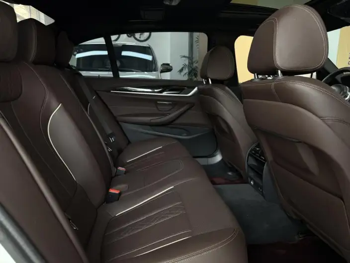 BMW 5 Series 2022 Model Facelift 525Li M Sports Set – фото 16