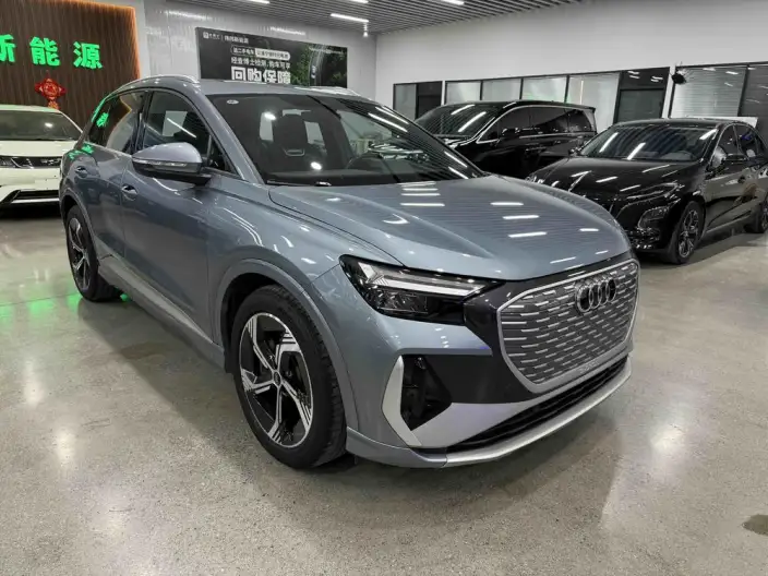 Audi Q4 e-tron 2023 Model 50 e-tron quattro Genesis Edition – фото 2