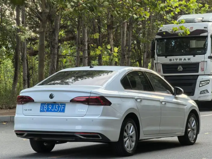 Volkswagen Bora 2021 Model 1.5L Automatic Comfort Zhilian Edition – фото 5