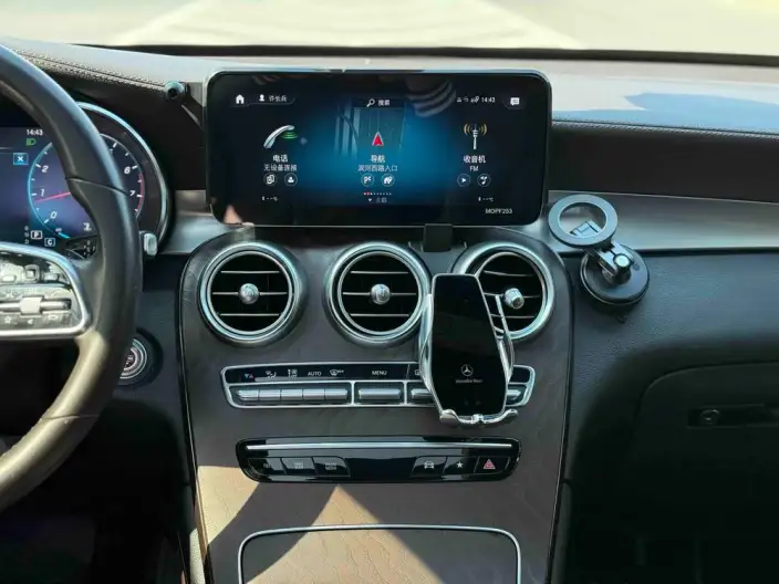 Mercedes-Benz GLC 2020 Model GLC 260 L 4MATIC Luxury Model – фото 12