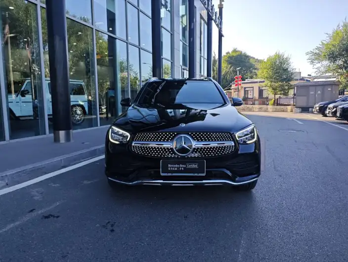 Mercedes-Benz GLC 2022 Model GLC 260 L 4MATIC Luxury Model – фото 2