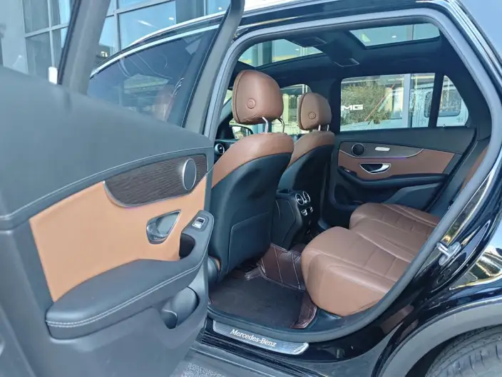 Mercedes-Benz GLC 2022 Model GLC 260 L 4MATIC Luxury Model – фото 9