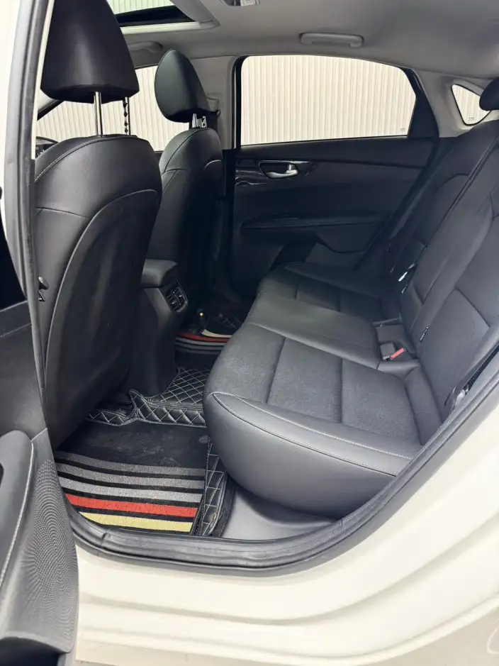 Kia K3 2021 Model 1.5L IVT Fashion Edition – фото 10