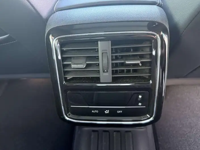 Volkswagen Passat 2024 Model 380TSI Elite Edition – фото 8
