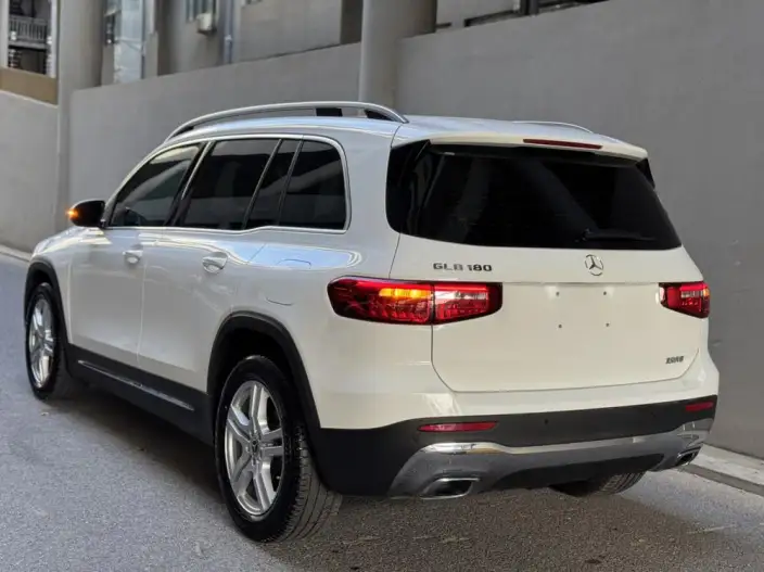 Mercedes-Benz GLB 2021 Model GLB 180 Dynamic Model – фото 4