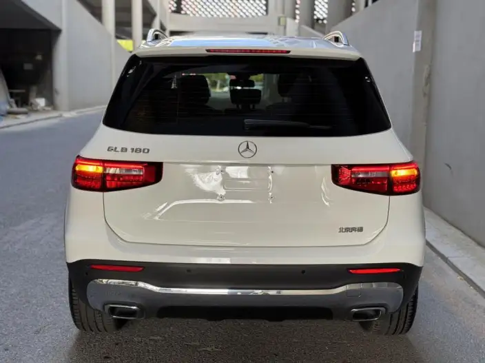 Mercedes-Benz GLB 2021 Model GLB 180 Dynamic Model – фото 5