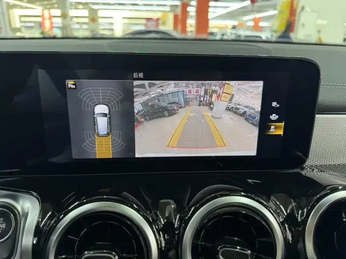 Mercedes-Benz GLB 2021 Model GLB 180 Dynamic Model – фото 14