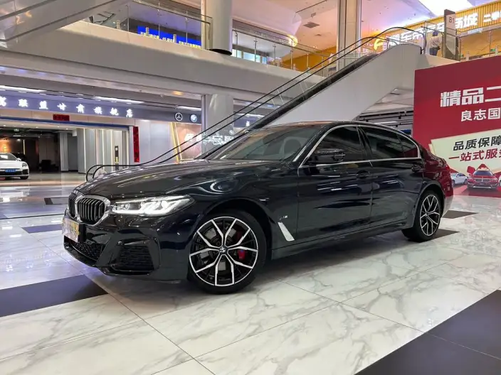 BMW 5 Series 2021 Model Facelift 530Li Leading Model M Sports Set – фото 1