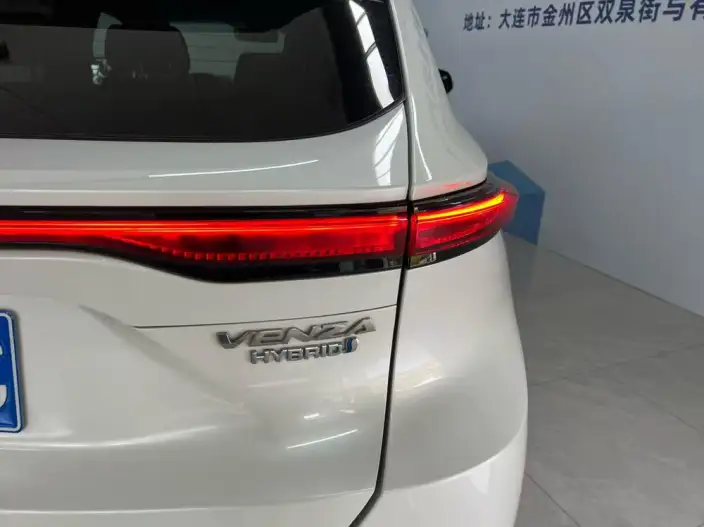 Venza 2023 Model Hybrid 2.5L CVT 2WD Premium Edition – фото 13