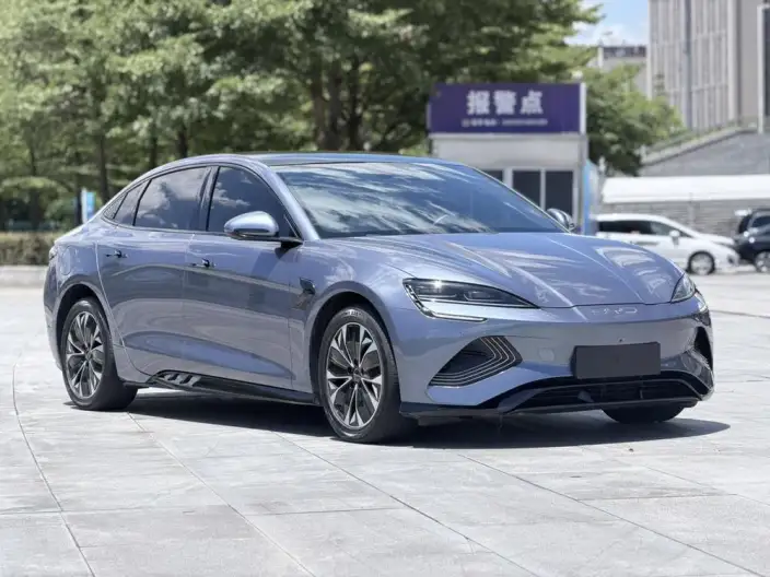 BYD Seal 2022 Model 550KM Standard Battery Life Rear Drive Edition Noble Model – фото 3