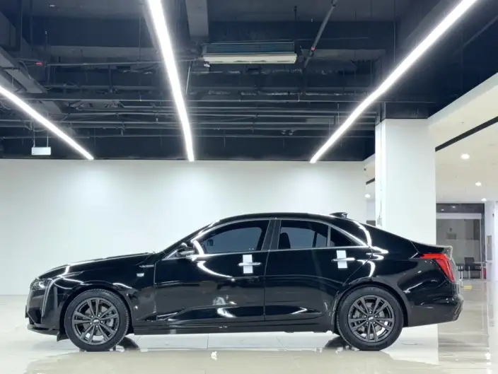 Cadillac CT4 2023 Model 28T Luxury Model – фото 3