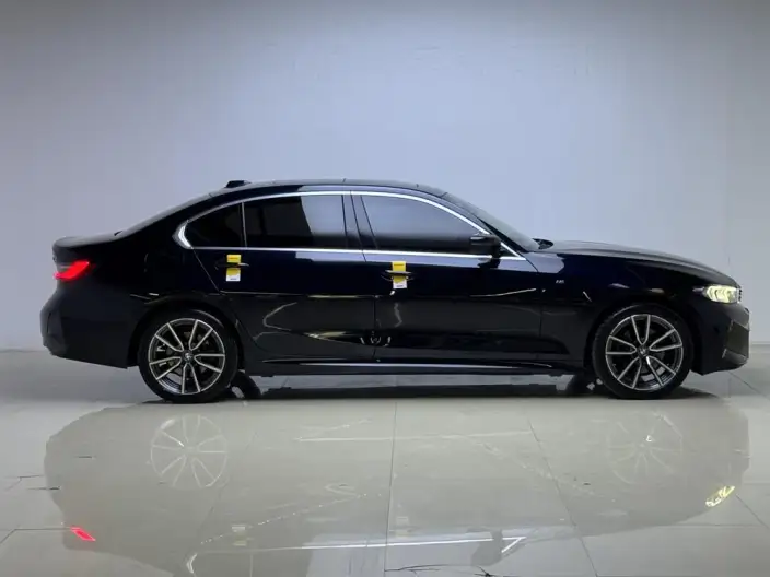 BMW 3 Series 2023 Model 325Li M Sports Set – фото 8