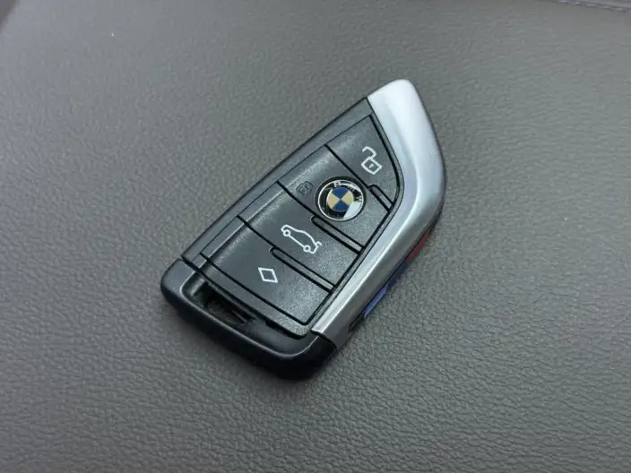 BMW 3 Series 2023 Model 325Li M Sports Set – фото 11