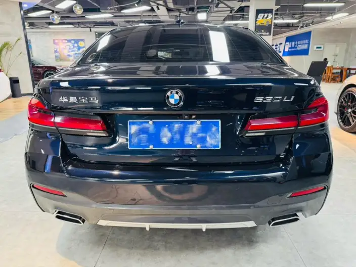 BMW 5 Series 2023 Model 530Li Leading Model M Sports Set – фото 4
