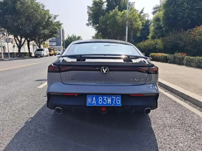 Changan UNI-V 2022 Model 1.5T Noble Model – фото 5