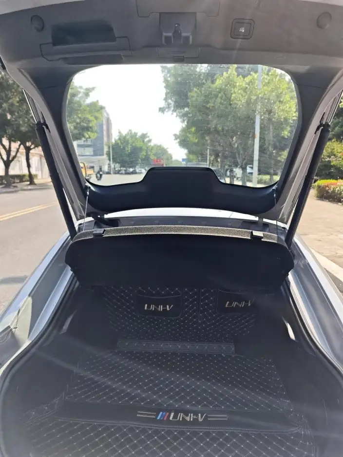 Changan UNI-V 2022 Model 1.5T Noble Model – фото 13