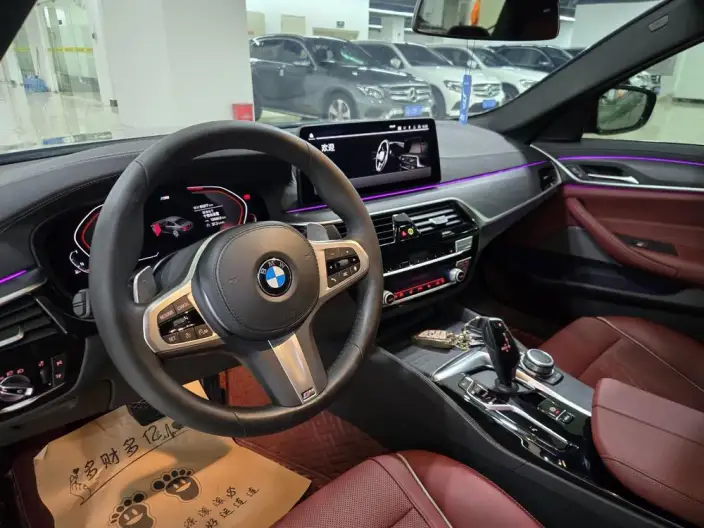 BMW 5 Series 2022 Model Facelift 530Li Leading Model M Sports Set – фото 5