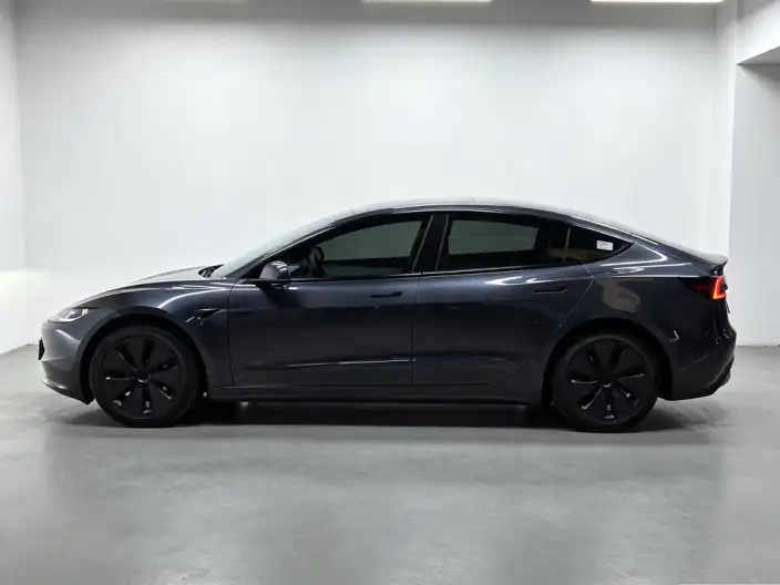 Model 3 2023 Model Rear-wheel drive version – фото 4