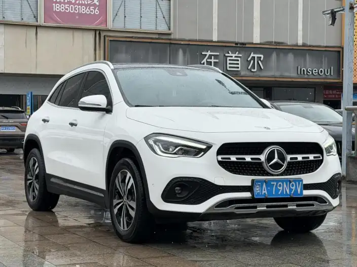 Mercedes-Benz GLA 2022 Model GLA 200 – фото 3