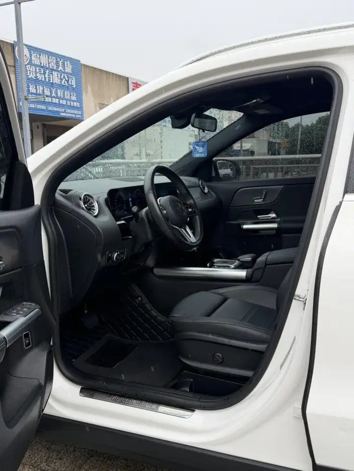 Mercedes-Benz GLA 2022 Model GLA 200 – фото 17