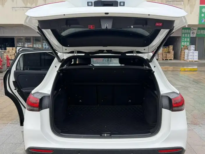 Mercedes-Benz GLA 2022 Model GLA 200 – фото 19