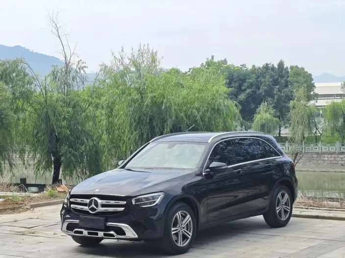 Mercedes-Benz GLC 2022 Model GLC 260 L 4MATIC Dynamic Model – фото 1